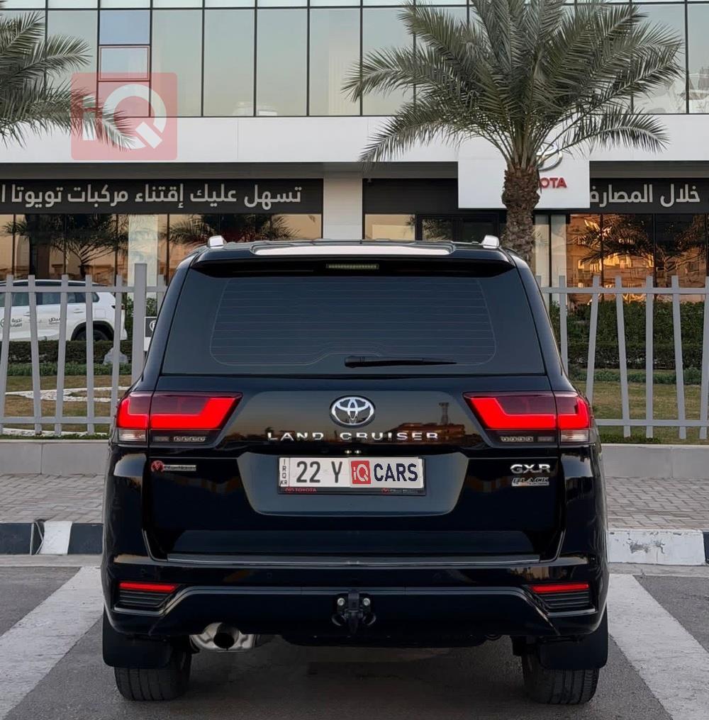 تويوتا لاندكروزر